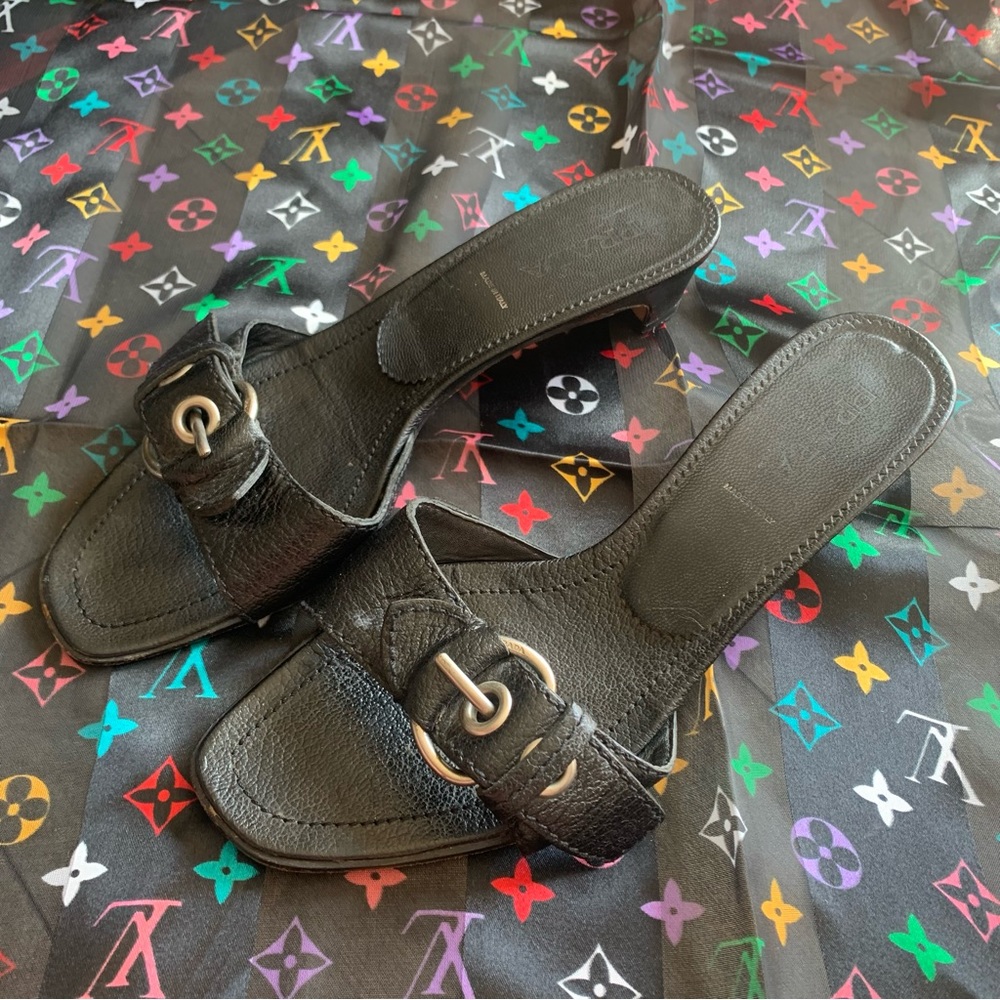 Vtg 90s Y2K Prada genuine leather buckle strap kitten heel black silver size 39